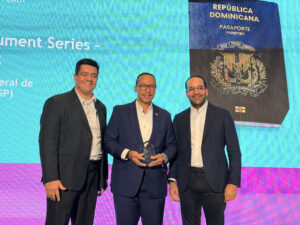Pasaporte dominicano gana premio al Mejor Pasaporte Electrónico de América Latina